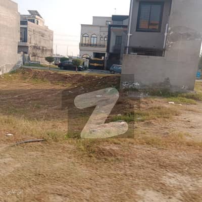 Best Location Plot For Sale in Ali Block Al-kabir Town Phase-2