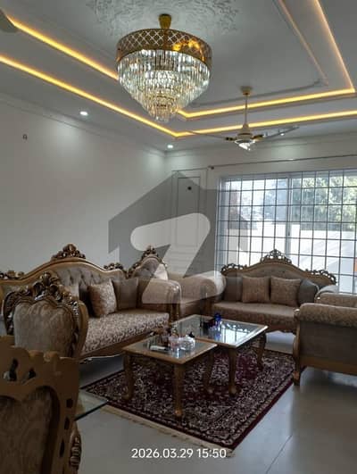ایم پی سی ایچ ایس ۔ ملٹی گارڈنز بی ۔ 17,اسلام آباد میں 4 کمروں کا 1 کنال مکان 1.5 لاکھ میں کرایہ پر دستیاب ہے۔