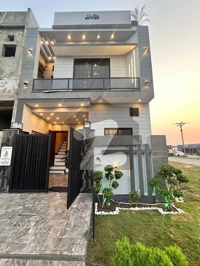 Beautiful 3 Marla House Available For Rent