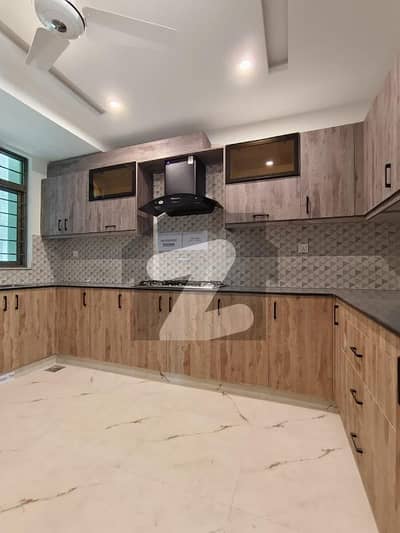 12 Marla 4 Bed Room Apartment Available For Sale in Askari 12