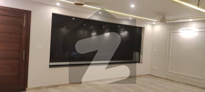 UPPER PORTION AVAILABLE FOR RENT IN I-8