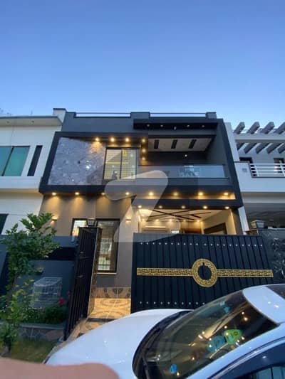 Prime Location Park View City - Tulip Overseas House Sized 5 Marla Is Available