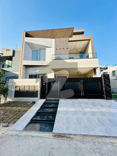 10 Marla Brand New House Available for Sale in Canal Garden near Bahria Town Lahore