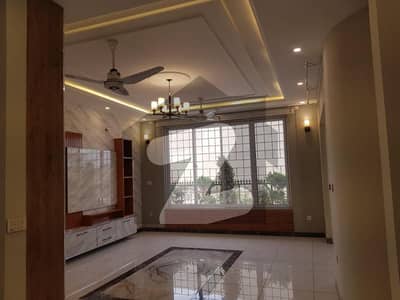 Exquisite Brand New 10 Marla Bungalow