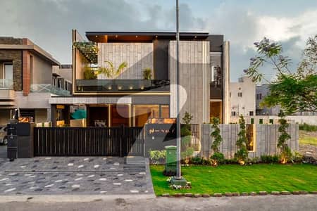 1 KANAL MODERN DESIGNE TOP LOCATION BUNGALOW DHA LAHORE FOR RENT