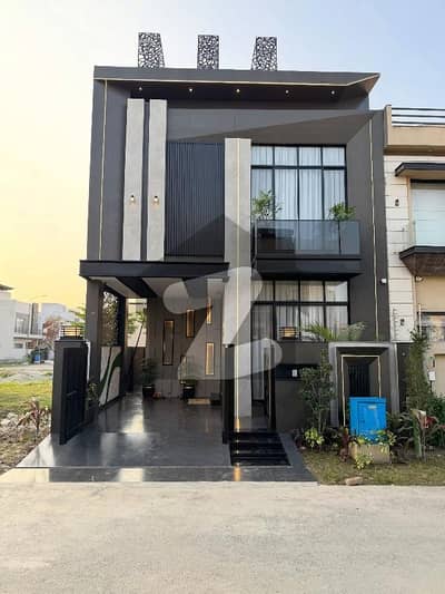 5 Marla Slightly Used Modern Design House Available For Sale Prime Location in Lake City Meadows (Ex) State Life Society