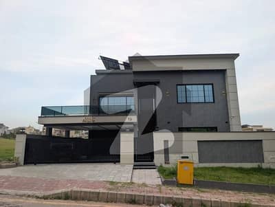 Designer 1 Kanal Furnished House | Ready To Move| Hamlet Phase 8