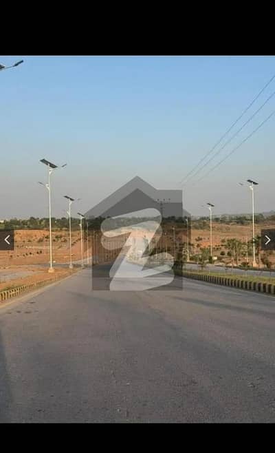 ڈی ایچ اے فیز 5 - سیکٹر ڈی ڈی ایچ اے ڈیفینس فیز 5,ڈی ایچ اے ڈیفینس,اسلام آباد میں 1 کنال رہائشی پلاٹ 3.3 کروڑ میں برائے فروخت۔