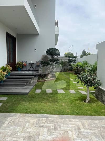 Architect-Built Masterpiece | Ultra-Luxury 700 Sq. Yds Bungalow On Khayaban-E-Faisal