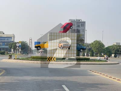 8 Marla Residential Plot At Main Boulevard With Possession, Utilities All Dues Paid At Very Exotic Location Of C Block, Bahria Orchard Lahore Walking Distance To Commercial Market, Masjid, Parks And Super Store
