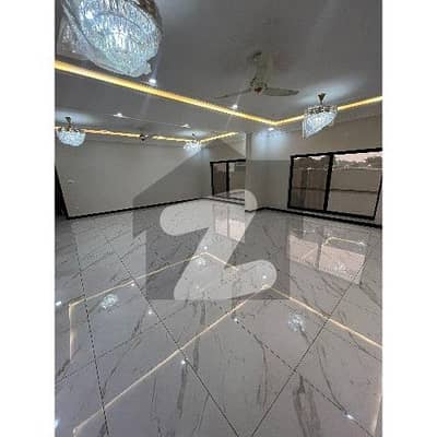 House For Sale Size (60*90)Kanal