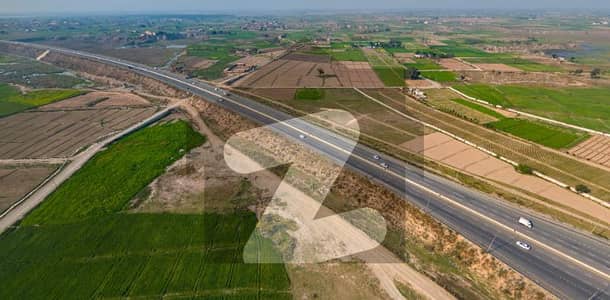 فیصل آباد بائی پاس روڈ فیصل آباد میں 72 کنال صنعتی زمین 36.0 کروڑ میں برائے فروخت۔