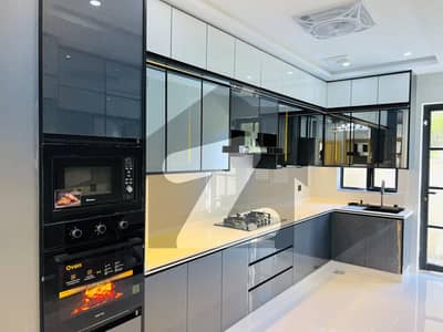 8 MARLA BRAND NEW DESIGNER HOUSE FOR SALE IN BAHRIA TOWN 8 MARLA BRAND NEW DESIGNER HOUSE FOR SALE IN BAHRIA TOWN