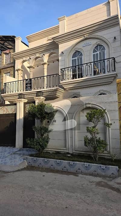 سفیان گارڈن ورسک روڈ,پشاور میں 6 کمروں کا 9 مرلہ مکان 3.8 کروڑ میں برائے فروخت۔