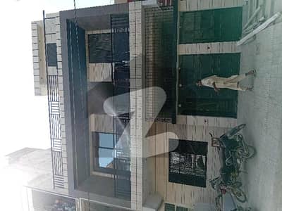 نارتھ ناظم آباد ۔ بلاک ایچ نارتھ ناظم آباد,کراچی میں 6 کمروں کا 9 مرلہ مکان 6.9 کروڑ میں برائے فروخت۔