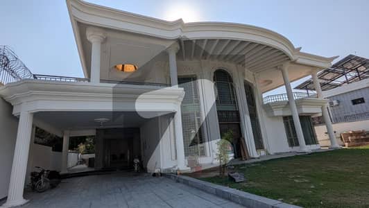 Luxury 2 Kanal Double Storey House For Rent In F-8/1