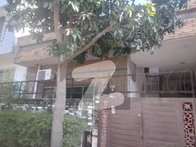 جی ۔ 13/3 جی ۔ 13,اسلام آباد میں 3 کمروں کا 7 مرلہ مکان 5.25 کروڑ میں برائے فروخت۔