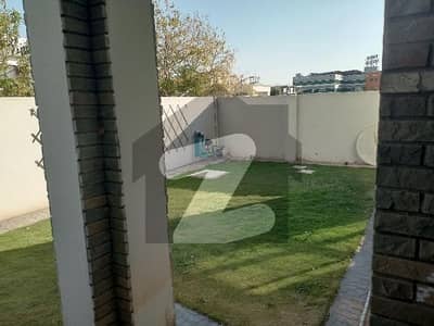بحریہ انکلیو - سیکٹر سی بحریہ انکلیو,بحریہ ٹاؤن,اسلام آباد میں 6 کمروں کا 1 کنال مکان 2.95 لاکھ میں کرایہ پر دستیاب ہے۔