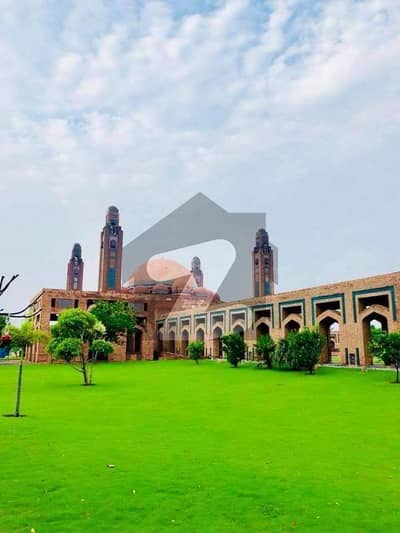 CORNER POSSESSION UTILITY EXTRA LAND EVERYTHING PAID PLOT IN IQBAL BLOCK BAHRIA TOWN LAHORE