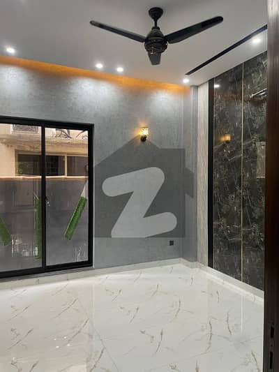 100% orignal Picture DHA 9 Town Brand New Stylish Houses In Prime Location facing Park