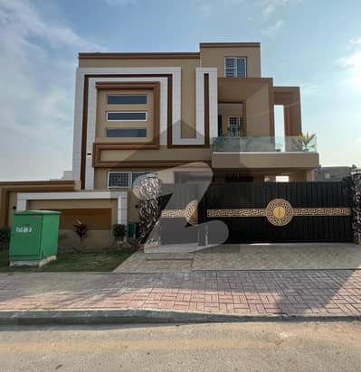 10 Marla Like Brand New House With Gas Available For Rent In Bahria Town Lahore.