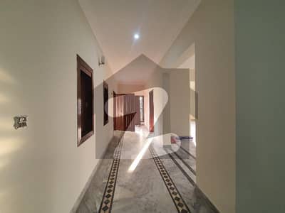 1 Kanal Upper Portion For Rent