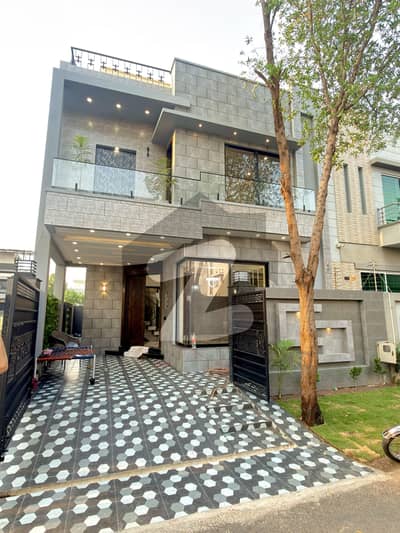 5 MARLA BRAND NEW ULTRA MODERN DESIGN HOUSE FOR SALE IN DHA RAHBER