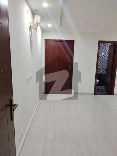Luxury No Furnished Studio Available For Rent