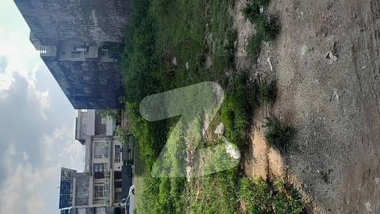 11.4 Marla Plot Available For Sale