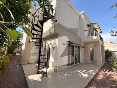 Exclusive 5 Bedroom Villa | Emaar Finest Location | Almost New