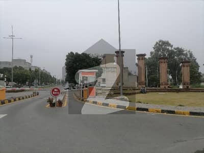 10 Marla Residential Plot Ideally Situated In Wapda City - Block M
