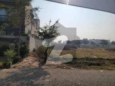 1593 Y Prime Location Plot Available In A Secure And Well-Developed Area. Ideal For Investment Or Building Your Dream Home With All Basic Utilities Nearby.