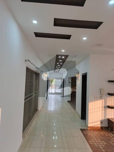 Kanal Luxury Upper Portion For Rent Johar Town
