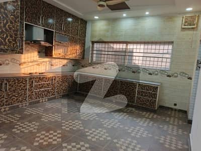Kanal Luxury Upper Portion For Rent Johar Town