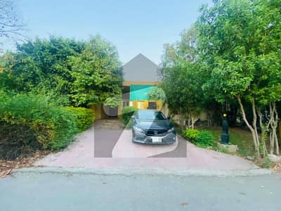بحریہ ٹاؤن فیز 8 بحریہ ٹاؤن راولپنڈی,راولپنڈی میں 2 کمروں کا 5 مرلہ مکان 1.15 کروڑ میں برائے فروخت۔