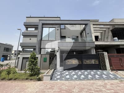 7 Marla Corner House For Sale Best Location For Residence