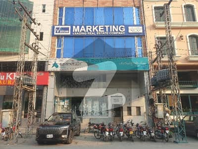 ڈی ایچ اے فیز 3 - بلاک زیڈ فیز 3,ڈیفنس (ڈی ایچ اے),لاہور میں 8 مرلہ Studio عمارت 9.0 لاکھ میں کرایہ پر دستیاب ہے۔