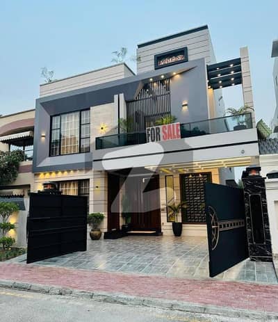 بحریہ ٹاؤن گلبہار بلاک بحریہ ٹاؤن سیکٹر سی,بحریہ ٹاؤن,لاہور میں 5 کمروں کا 10 مرلہ مکان 2.97 کروڑ میں برائے فروخت۔