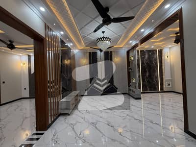 10 Marla Upper Portion Available For Rent In Central Park Housing Scheme Lahore