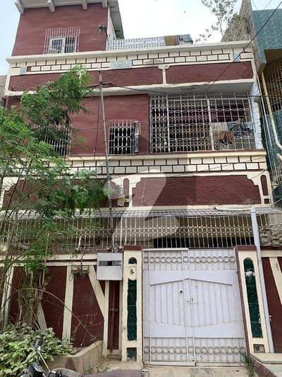 نارتھ کراچی - سیکٹر 2 نارتھ کراچی,کراچی میں 4 کمروں کا 3 مرلہ مکان 1.35 کروڑ میں برائے فروخت۔