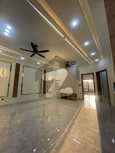 10 Marla Upper Portion Available For Rent In Dha Phase 1