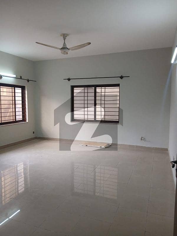 24 Marla Open Basment available for Rent 24 Marla Open Basment available for Rent