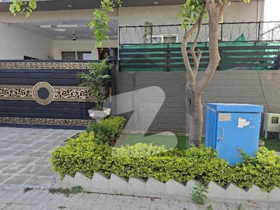 گلبرگ ریزیڈنشیا - بلاک آئ گلبرگ ریزیڈنشیا,گلبرگ,اسلام آباد میں 5 کمروں کا 7 مرلہ مکان 6.0 کروڑ میں برائے فروخت۔