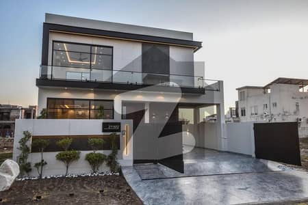 House Is Available For sale In DHA Phase 7 - Block U