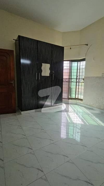 پی سی ایس آئی آر سٹاف کالونی لاہور میں 5 کمروں کا 16 مرلہ مکان 5.4 کروڑ میں برائے فروخت۔