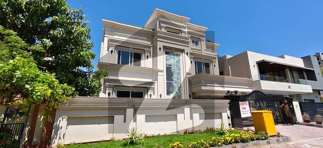 1 kanal luxury designer house for sale at prime location of overseas 5 Bahria town phase 8