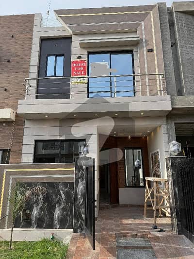 Centrally Located House In Al-Kabir Town - Phase 2 Is Available For sale