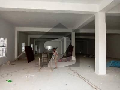 گجّومتہ لاہور میں 2 کنال Studio فیکٹری 1.8 لاکھ میں کرایہ پر دستیاب ہے۔