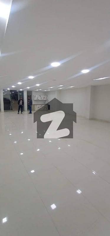 جی ۔ 8 مرکز جی ۔ 8,اسلام آباد میں 1 کنال عمارت 10.0 لاکھ میں کرایہ پر دستیاب ہے۔