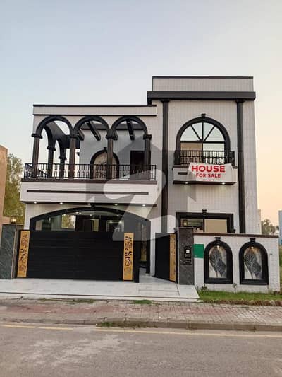Luxary 8 Marla Brand New House For Sale In Phase 1 Bahria Orchard Southern Block Raiwind Lahore